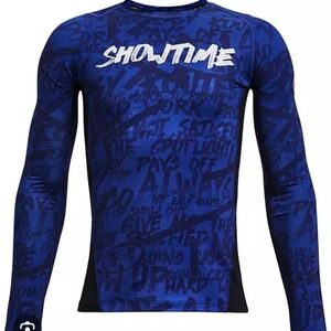 NWT BOYS UNDER ARMOUR FITTED LONG SLEEVE SHIRT